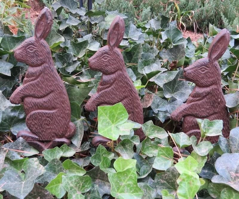 Iron Rabbit Garden Stakes-Set/3 2 Iron Rabbit Garden Stakes-Set/3